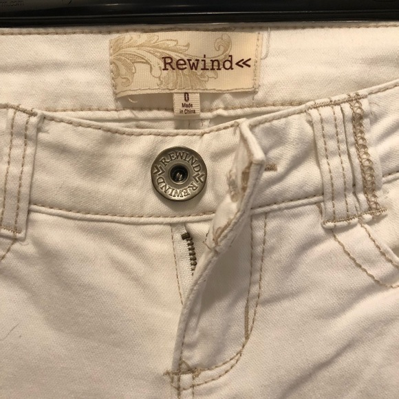 White Skinny Jeans - Picture 2 of 3